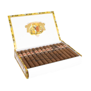 Romeo y Julieta Piramides Añejados